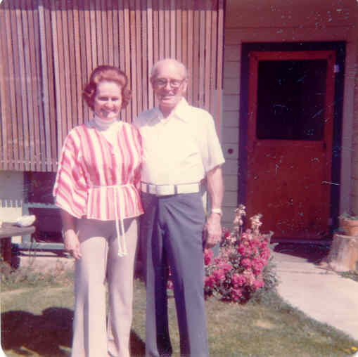 donnasmotheranddad.jpg